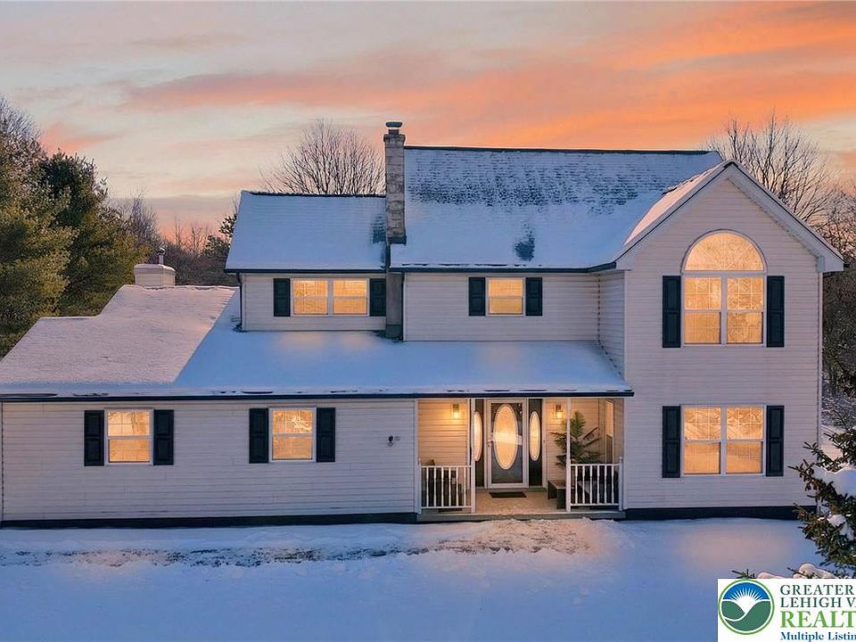 1st image of 200 Brittany Dr