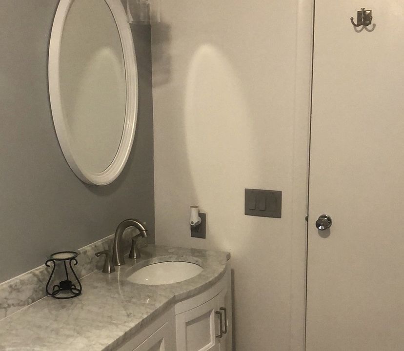 2nd image of 5110 Greenleaf Ln