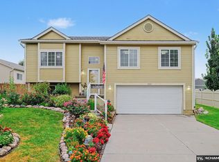 10707 S 27th Ave, Bellevue, NE 68123