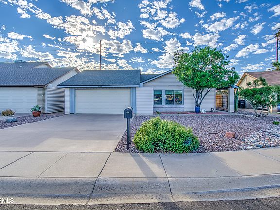 3rd image of 6638 S 40th Place