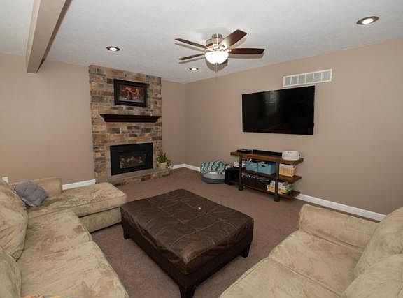 4th image of 23215 Kingsland Ct