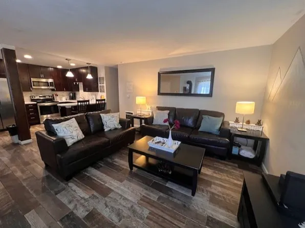 165 Old Mammoth Rd, Mammoth Lakes, CA