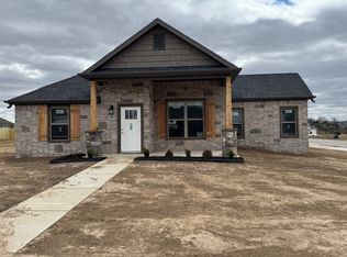 607 Phyllis Farm Rd, Prairie Grove, AR 72753