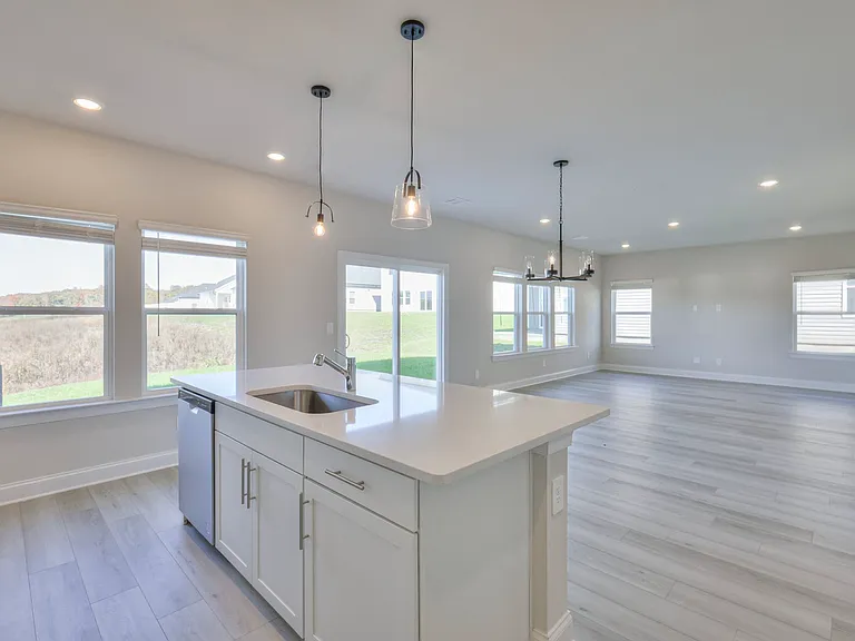 118 Fernbank Ln — Photo 7