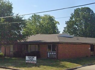 500 S 3rd Ave #500, Canton, IL 61520