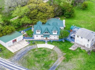 302 Turkey Trot Rd, Uvalde, TX 78801