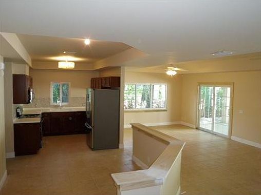 3rd image of 480 NW 78th Avenue