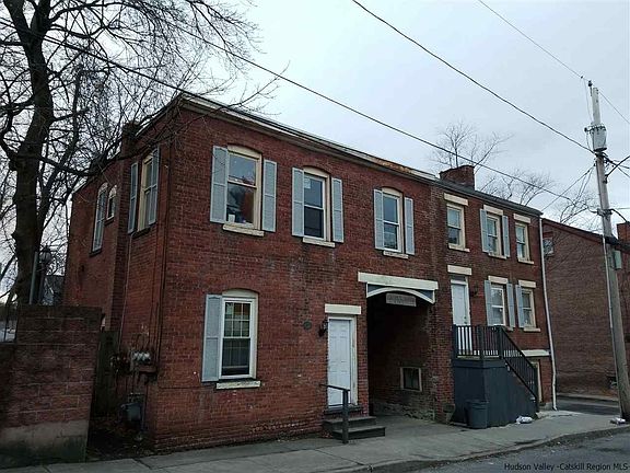 2nd image of 9 E Parmenter St