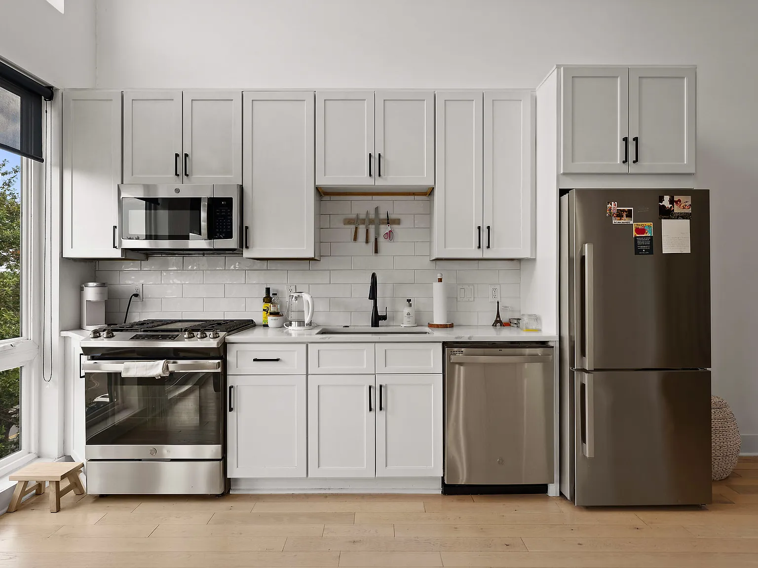 1 bed, 700 sqft, $3,990 — Photo 4