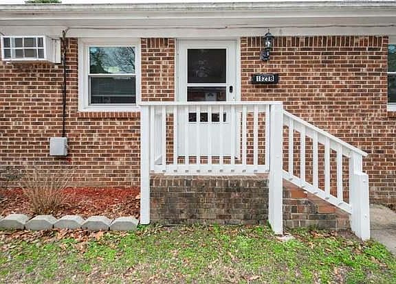 2nd image of 1823 Parkview Ave Unit B