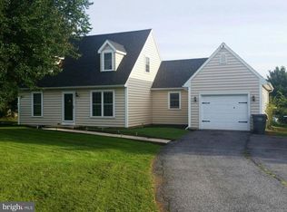 2 Broad Wing Dr, Denver, PA 17517