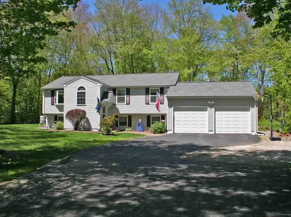 26 Skinner Road, Colchester, CT 06415