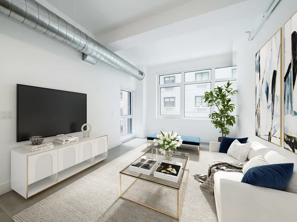 339 W 38th St #7H, New York, NY 10018