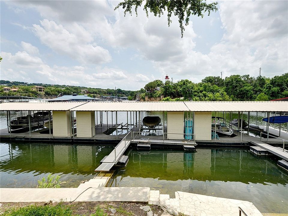 1st image of 615 Cat Hollow Club Dr #B