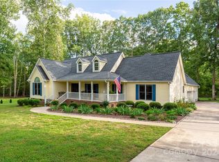 812 Sanside Dr, York, SC 29745
