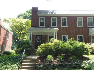 313 S School Ln, Lancaster, PA