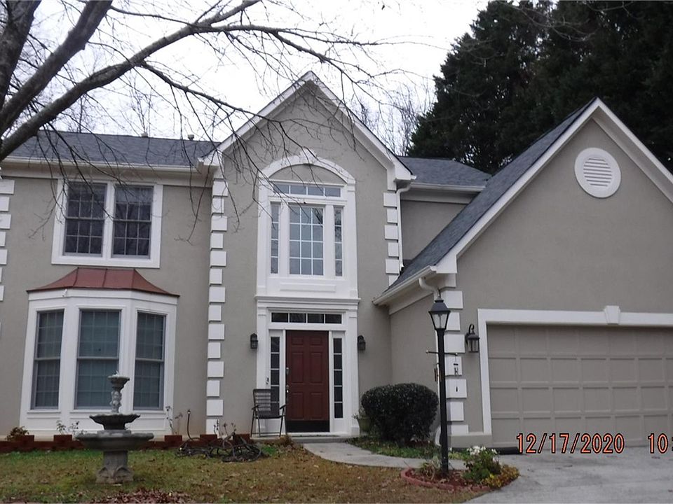 Cul-de-sac home