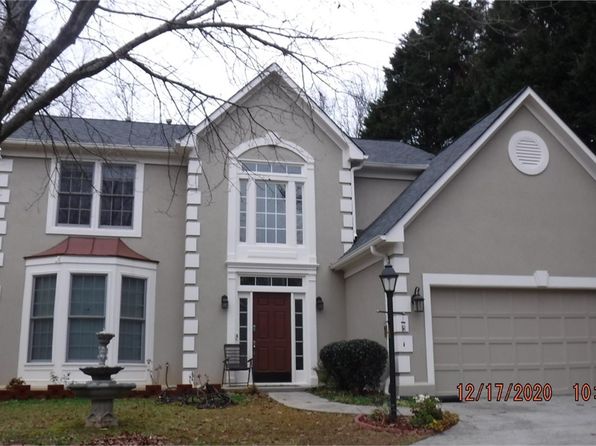 2401 Parkside Walk