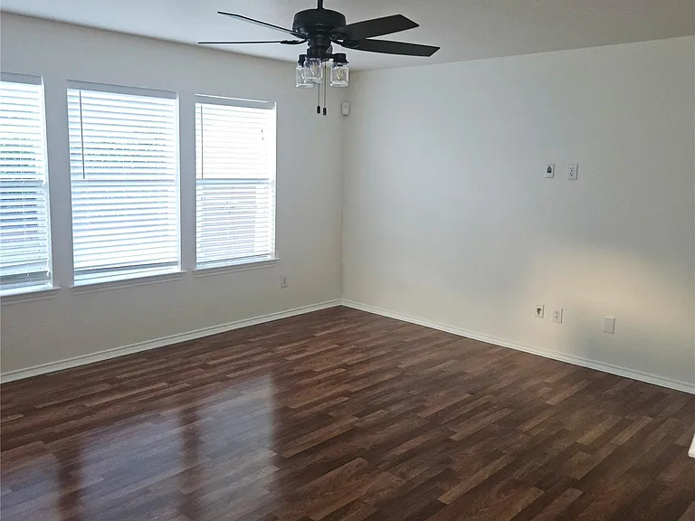 20314 Baytide Ct — Photo 6