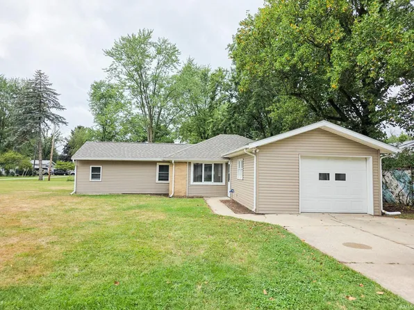 56231 46th St, Elkhart, IN 46516