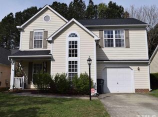 324 Stone Hedge Ct, Holly Springs, NC 27540