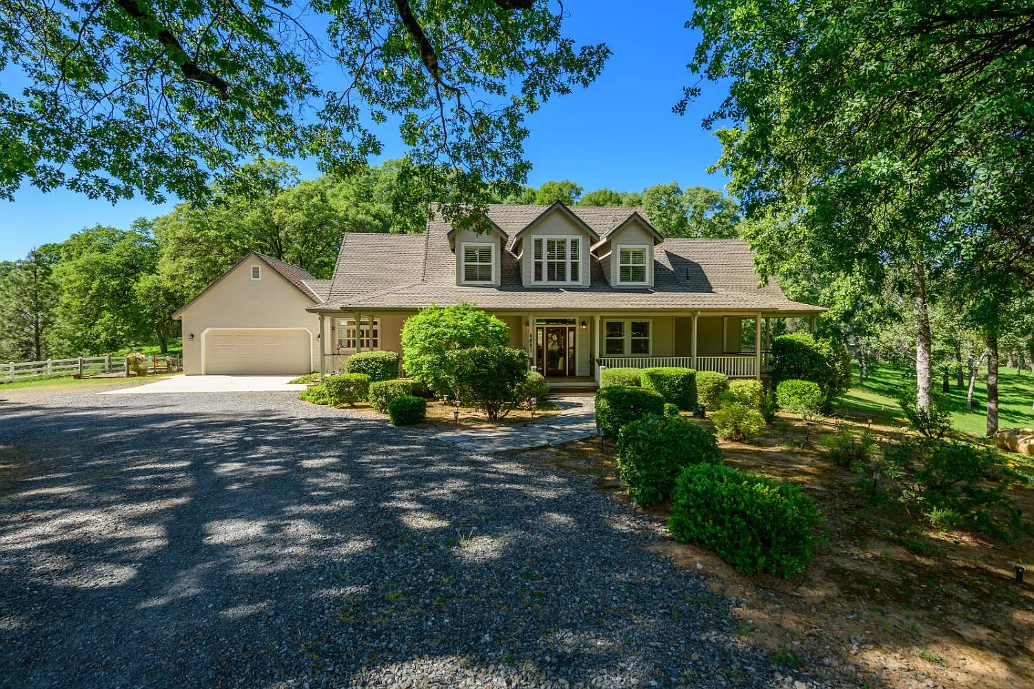 4001 Carlinda Ct photo 1