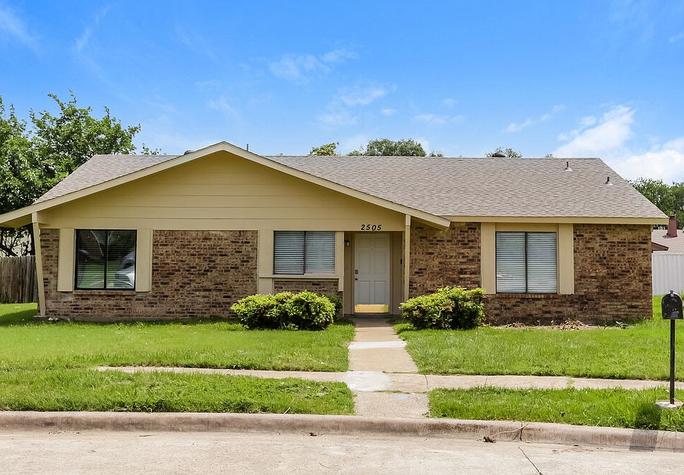 1st image of 2505 Crown Cir