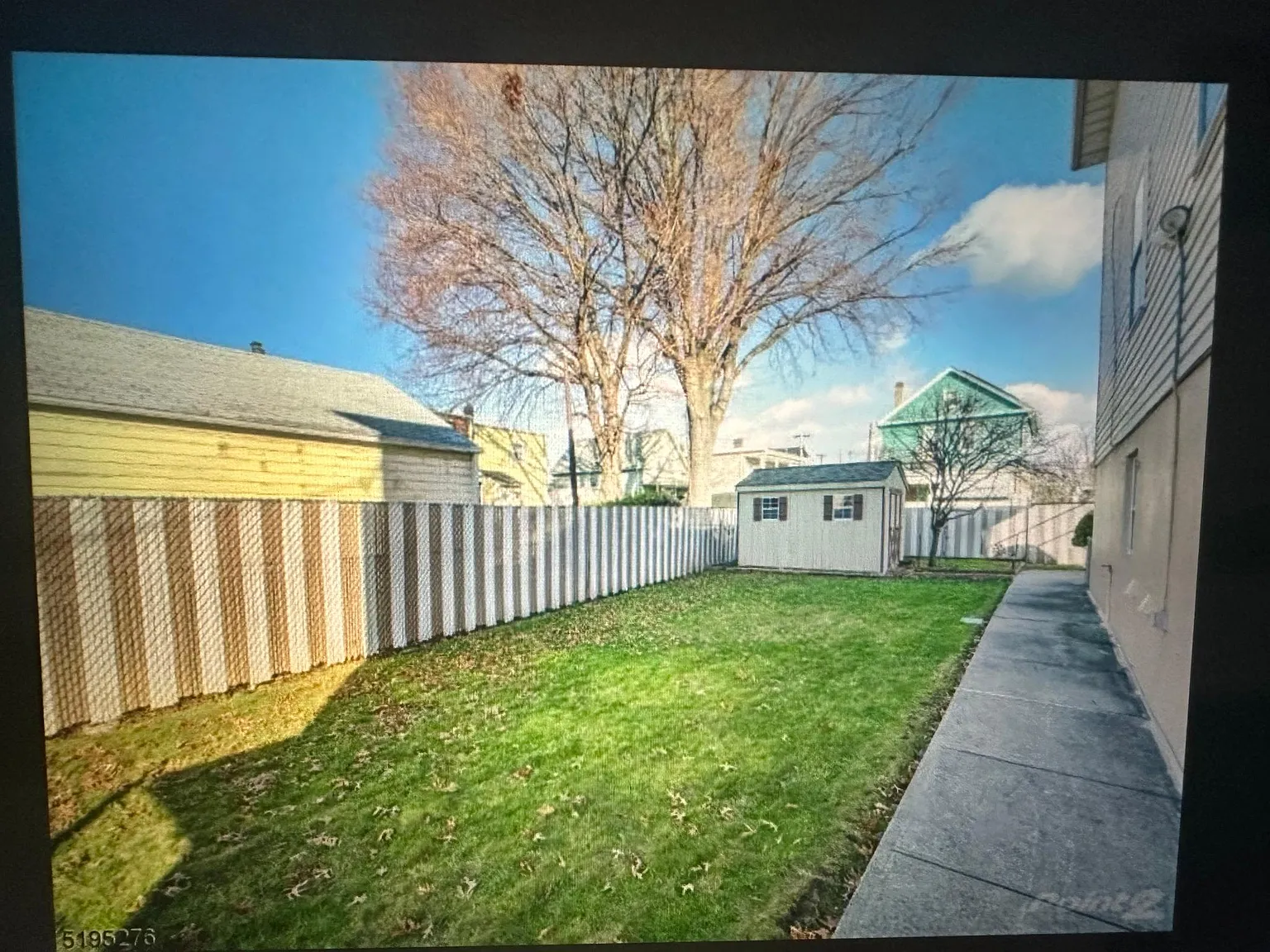 615 Bacheller Ave photo 1
