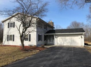 11031 N San Marino Dr, Mequon, WI 53092
