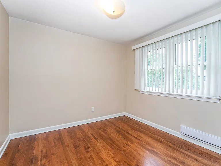 939 Weston Dr #1 — Photo 7