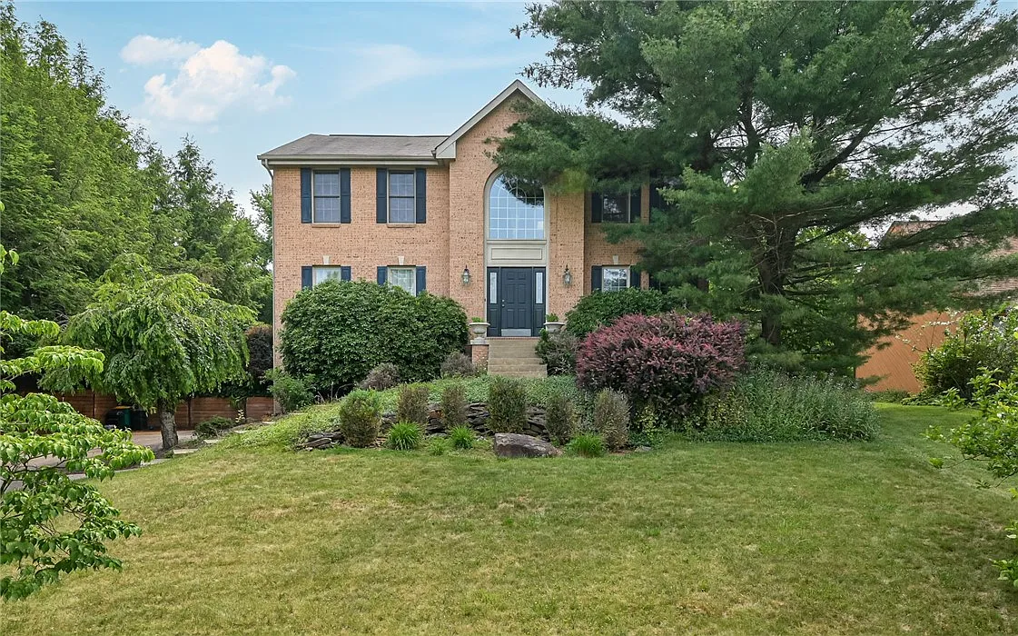 2380 Delo Dr photo 1