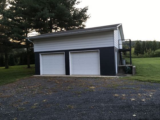 2nd image of 2434 Mahoning Dr W