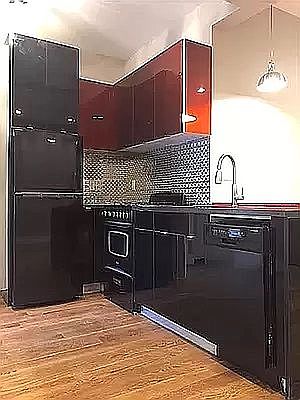3rd image of 239 Jefferson St #2LL