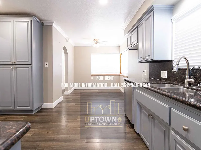9415 Linden St — Photo 9