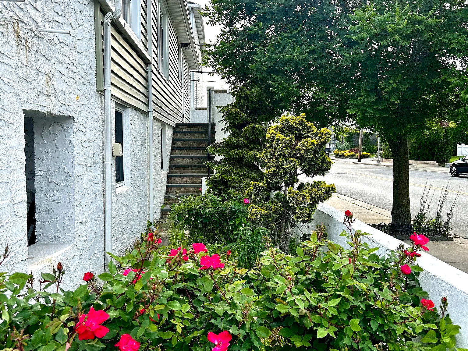 105 Ohio Ave — Photo 4