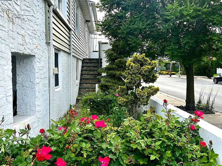 105 Ohio Ave #UPPER — Photo 6