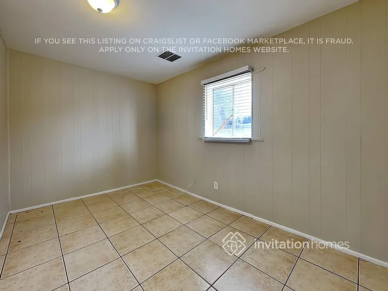 5611 N 65th Ave — Photo 17