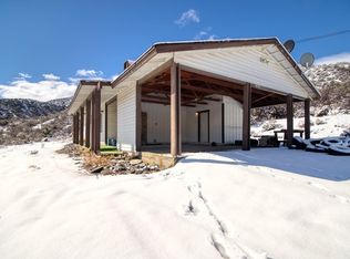 1919 Oak Springs Valley Rd, Pinon Hills, CA 92372