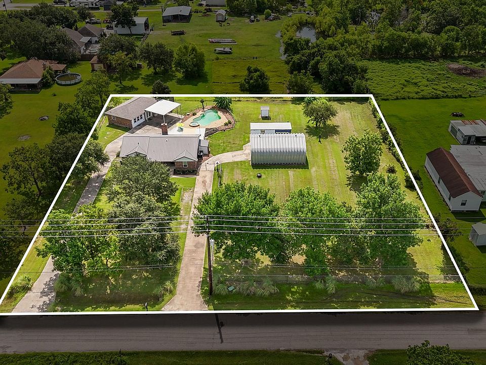 1st image of 4435 Tower Rd