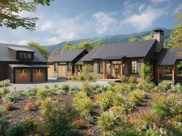 180 Side Cut Way #210, Sylva, NC 28779