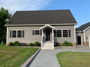 1082 S Schodack Rd, Castleton, NY 12033