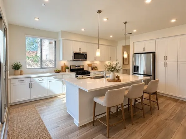 1454 E Laurelwood Dr, San Bernardino, CA 92408