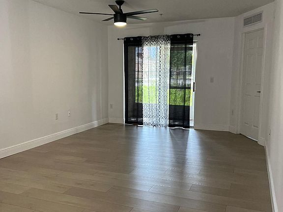 2nd image of 2738 Club Cortile Cir APT A