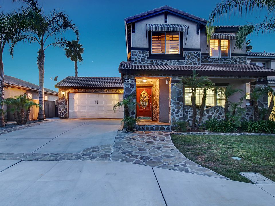 1st image of 3088 Glancy Dr