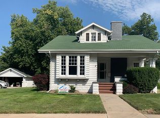 620 Arthur St, Holdrege, NE 68949