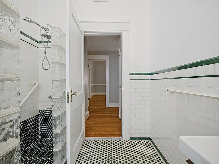 522 North St #1 — Photo 15