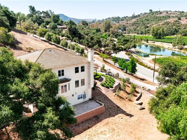 2424 Gird Rd, Fallbrook, CA 92028