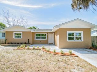 915 6th Ave SW, Largo, FL 33770