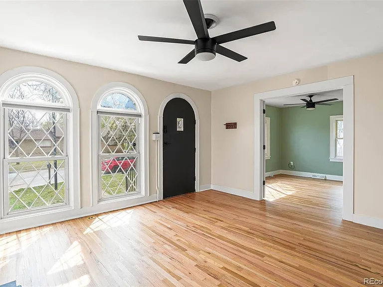 545 Ingalls St — Photo 3