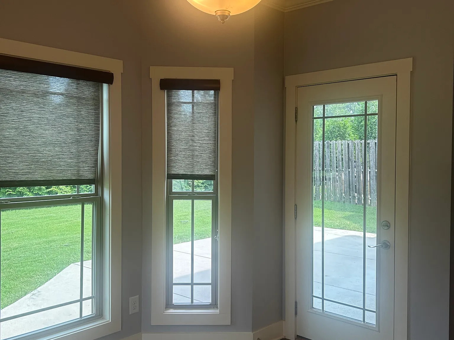 3 bed, 1900 sqft, $3,000 — Photo 4
